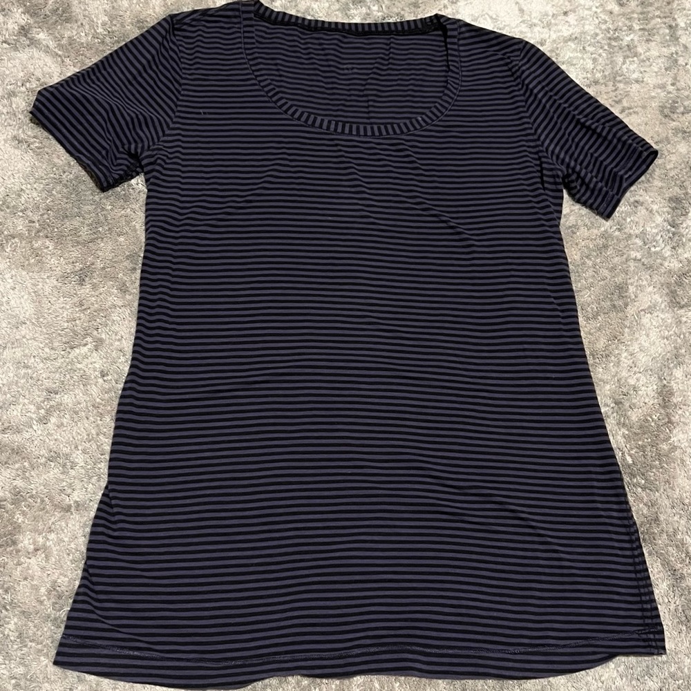 Lululemon black and purple striped top